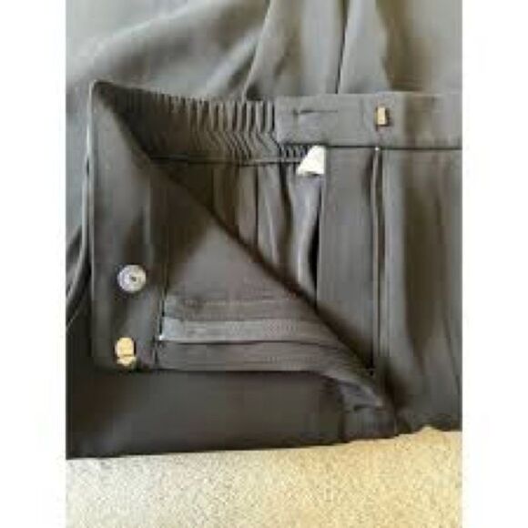 WAY Feather Detail Pants Size Medium NWT - Picture 9 of 9